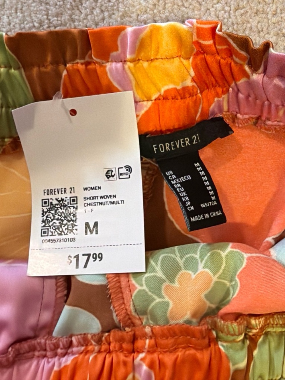 Forever 21 Retro Floral Elastic-Waist Shorts in Orange, Yellow & Green - Picture 4 of 4